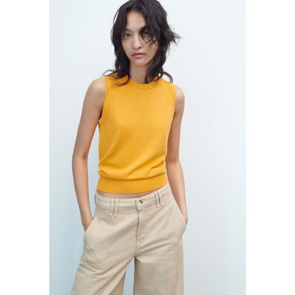 Zara Tops - NWT Zara Large Basic Knit Top - light orange